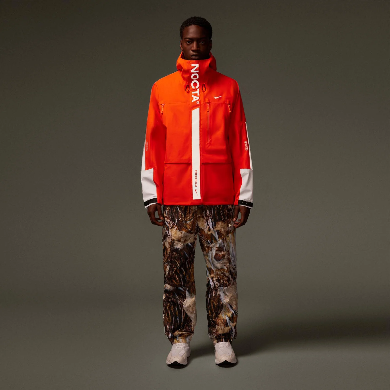 Tungsten Alien GORETEX Jacket - Image 3